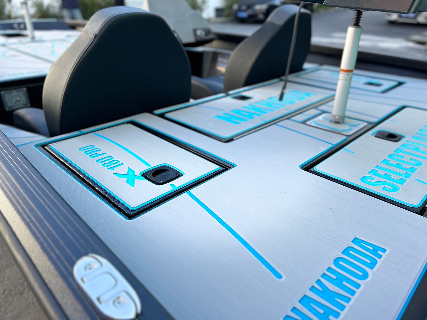 X180 -